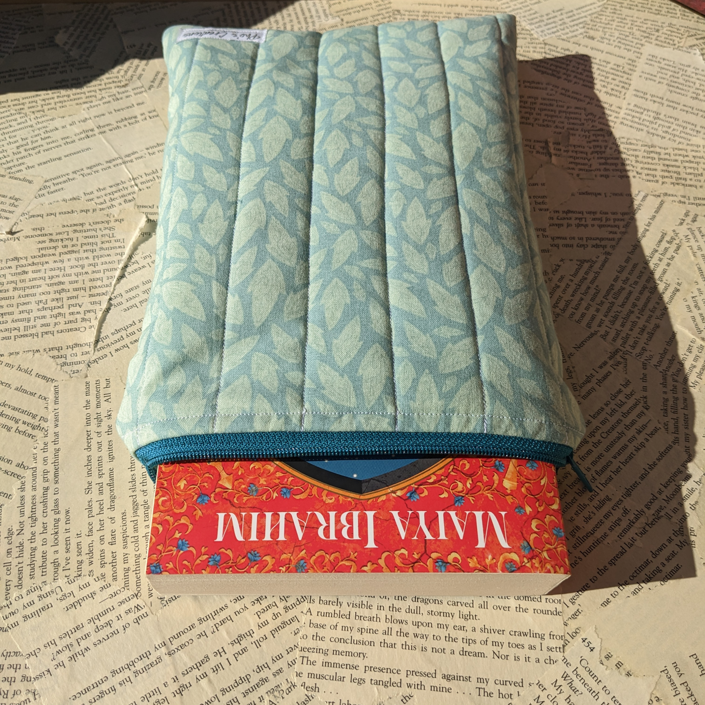 Basic Quilted Book Sleeves (with Zipper)