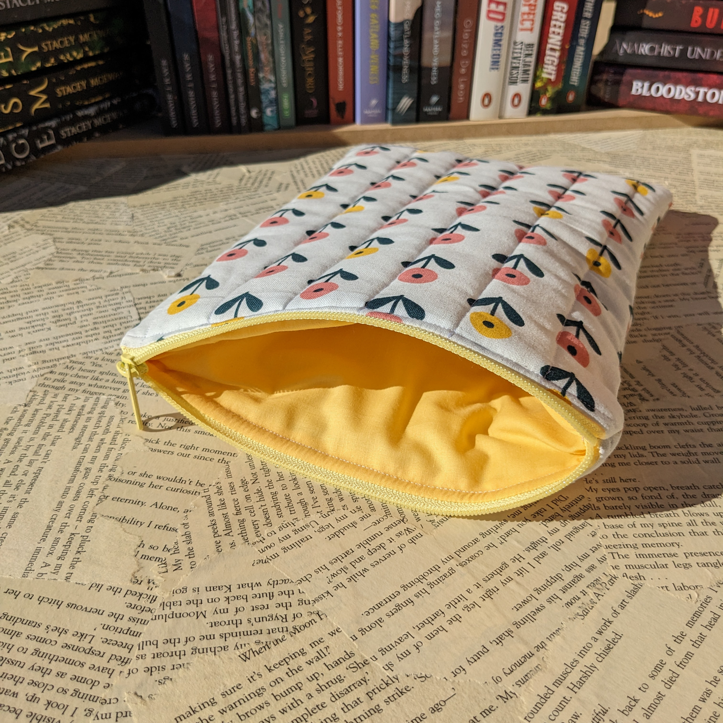 Basic Quilted Book Sleeves (with Zipper)