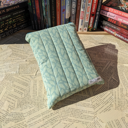 Basic Quilted Book Sleeves (with Zipper)